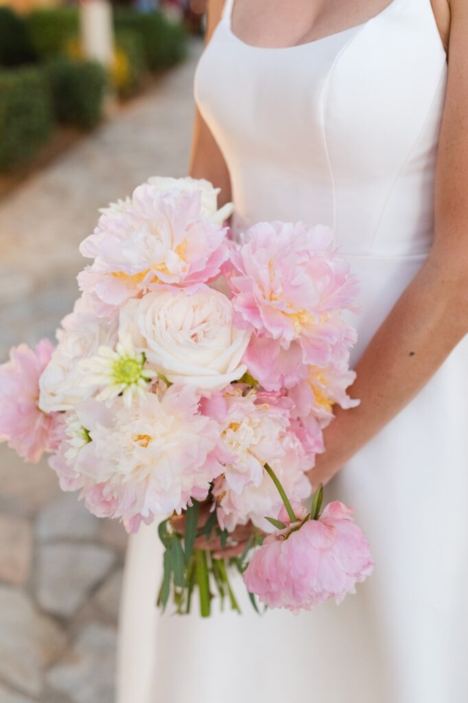 peonies wedding flower bouquet  in Greece_wedding planner_Vicky Galata